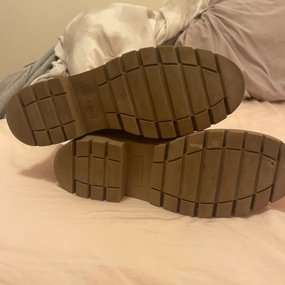 Booties - Picture 4 of 4